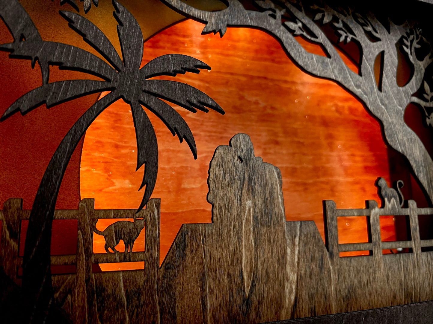 Scenebox Nightlight {Couple with Cats on Dock}