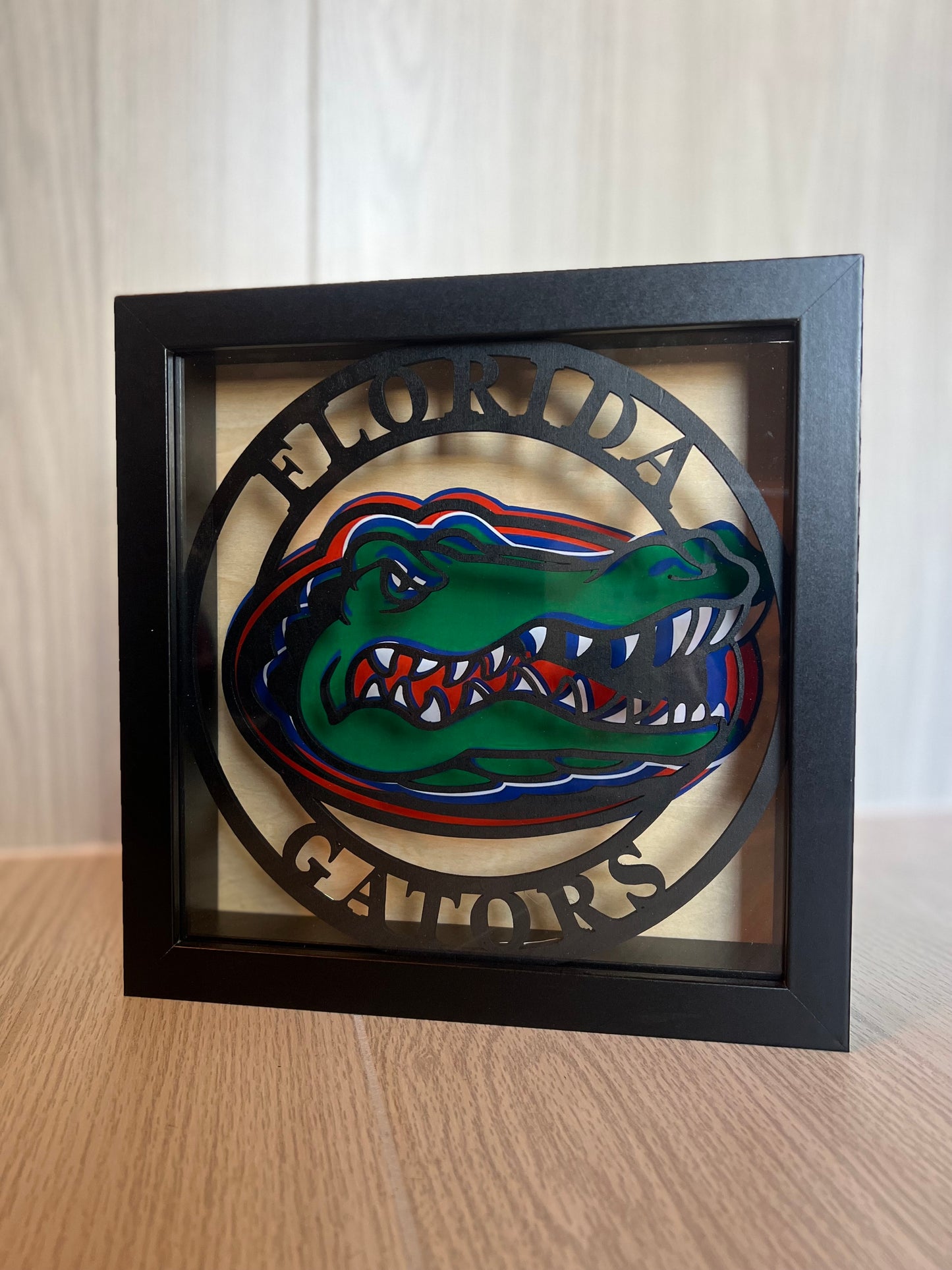 Shadowbox Nightlight {Gator}