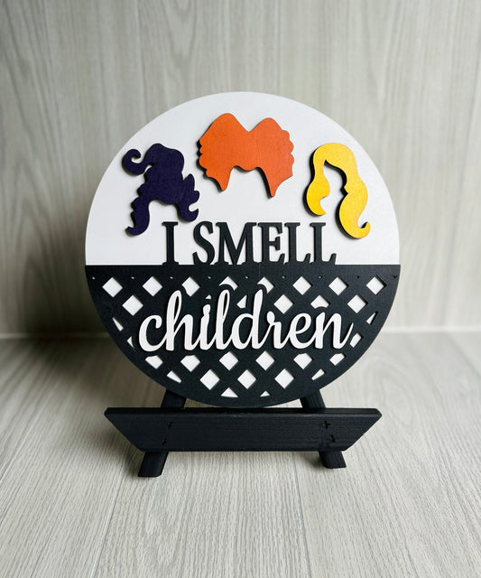 Halloween Sign {I Smell Children}